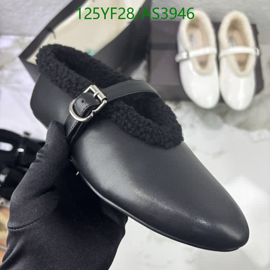 Alaia-Women Shoes Code: AS3946 $: 125USD