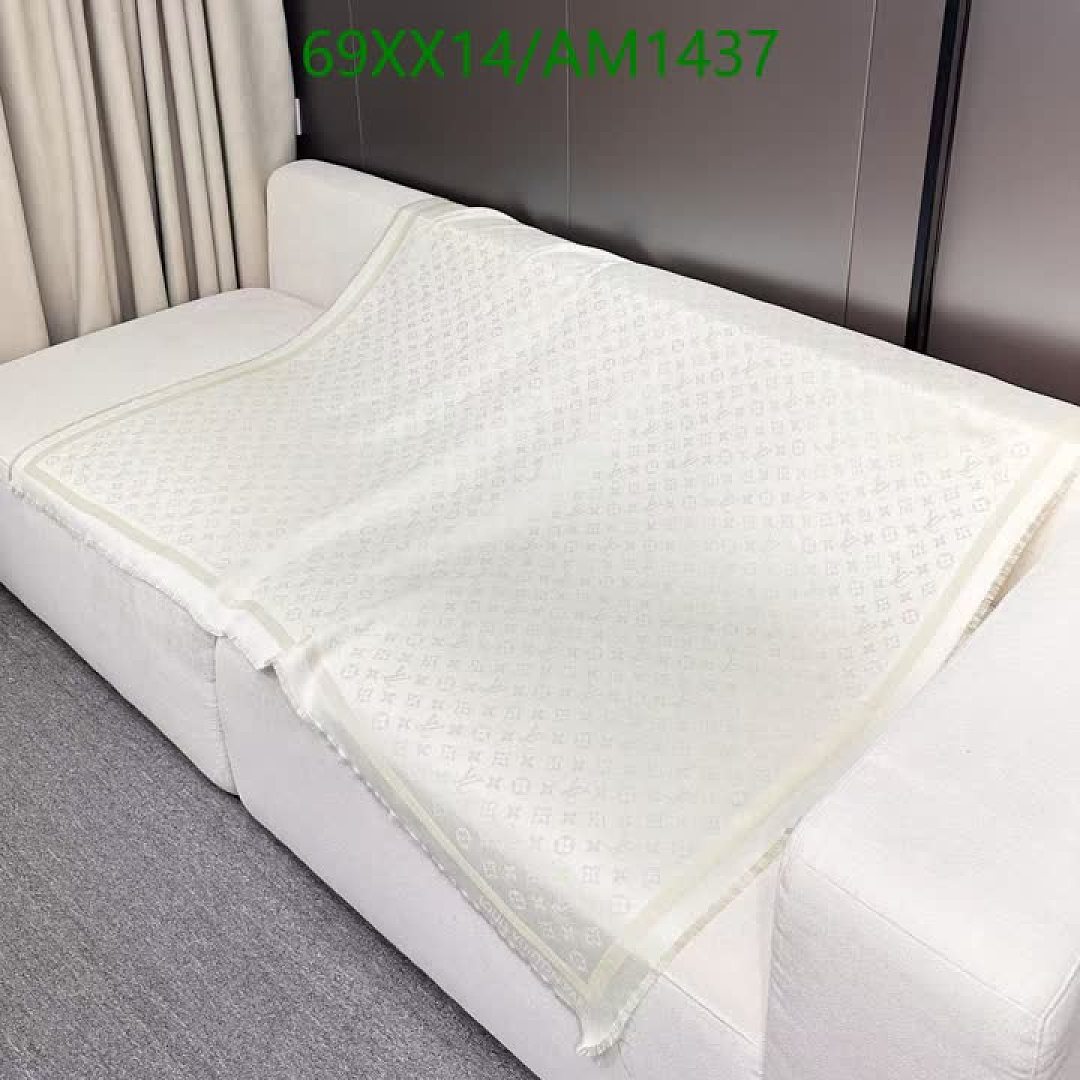 LV-Scarves Code: AM1437 $: 69USD
