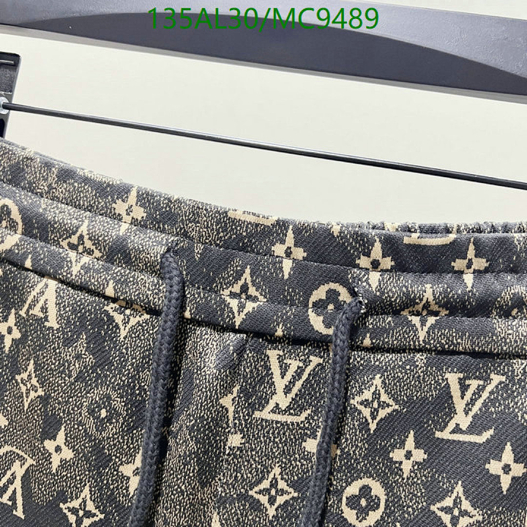 LV-Clothing Code: MC9489 $: 135USD