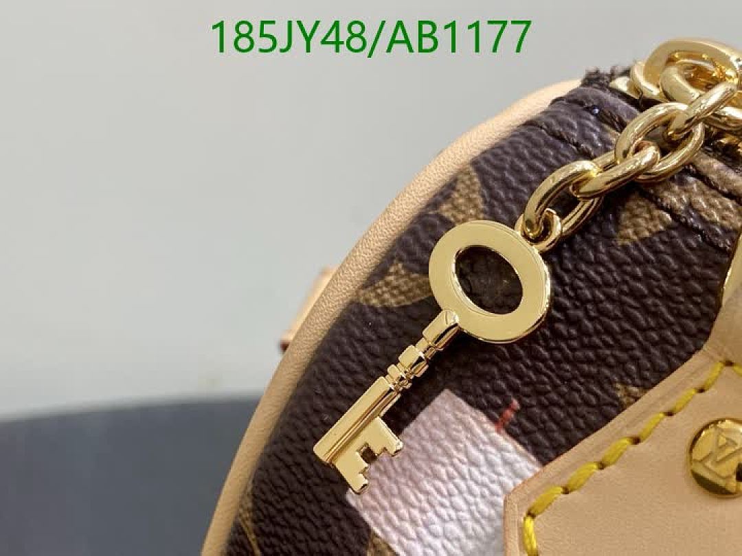 LV-BagsMirror Quality Code: AB1177 $: 185USD