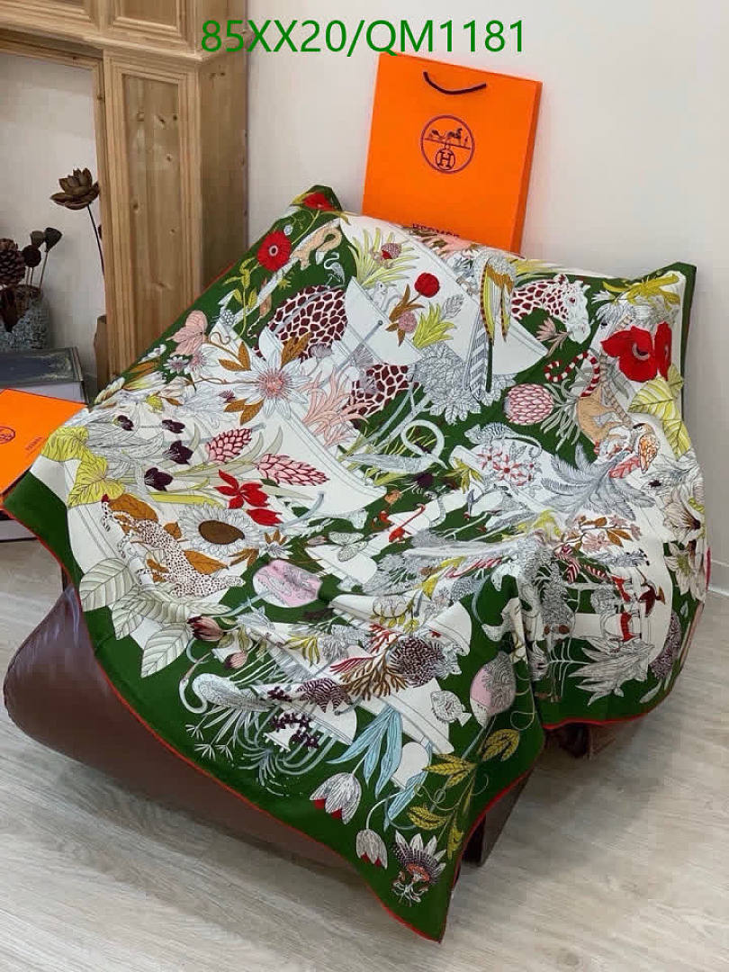 Hermes-Scarves Code: QM1181 $: 85USD