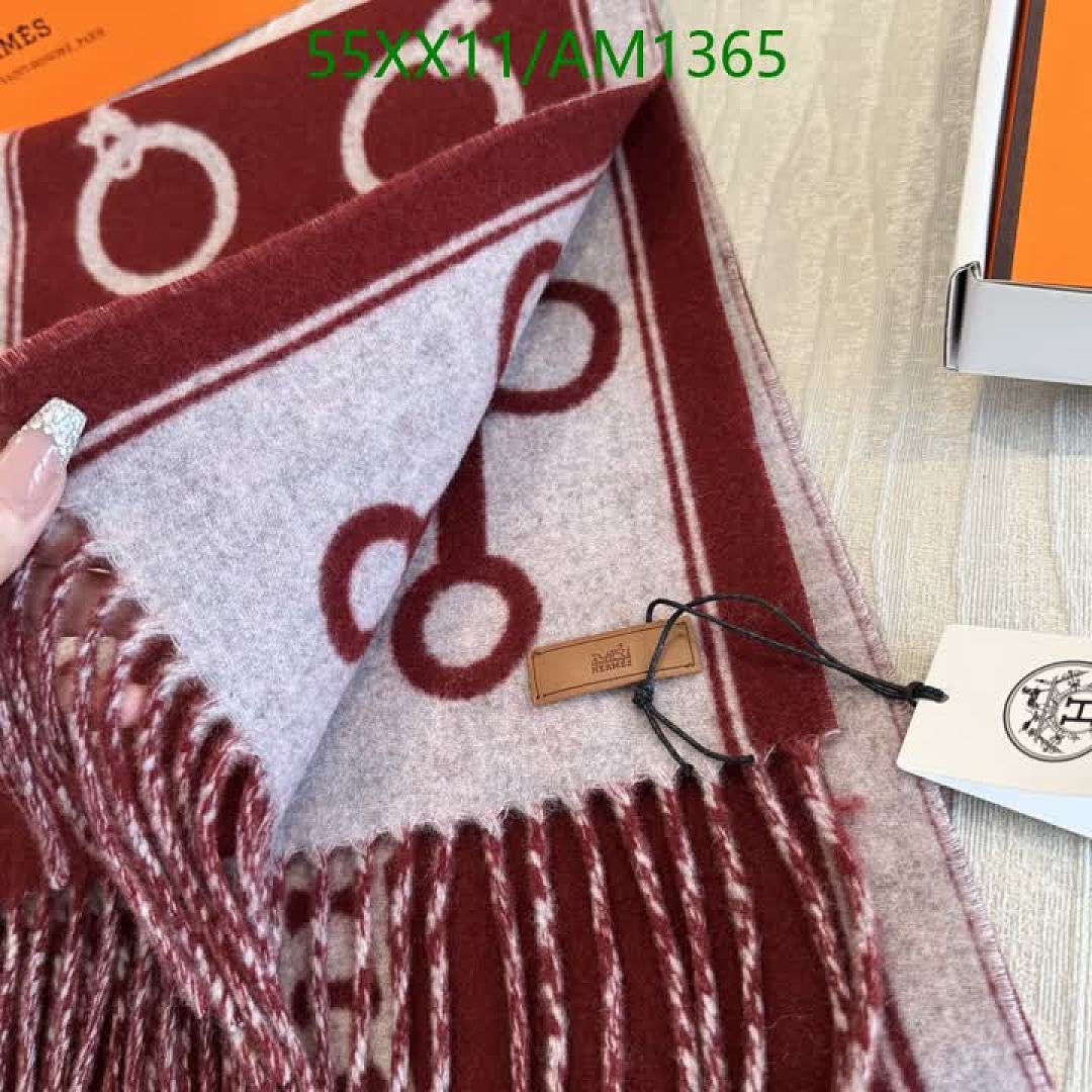 Hermes-Scarves Code: AM1365 $: 55USD