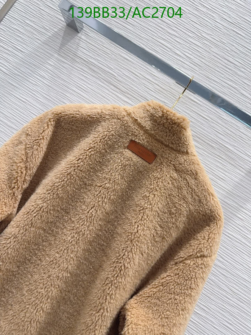 LV-Clothing Code: AC2704 $: 139USD