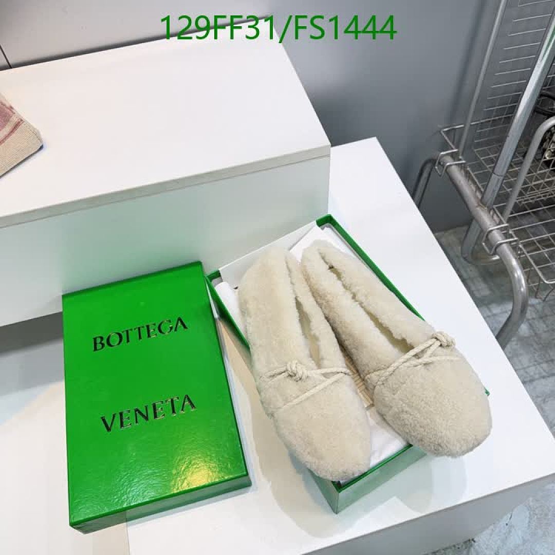 BV-Women Shoes Code: FS1444 $: 129USD