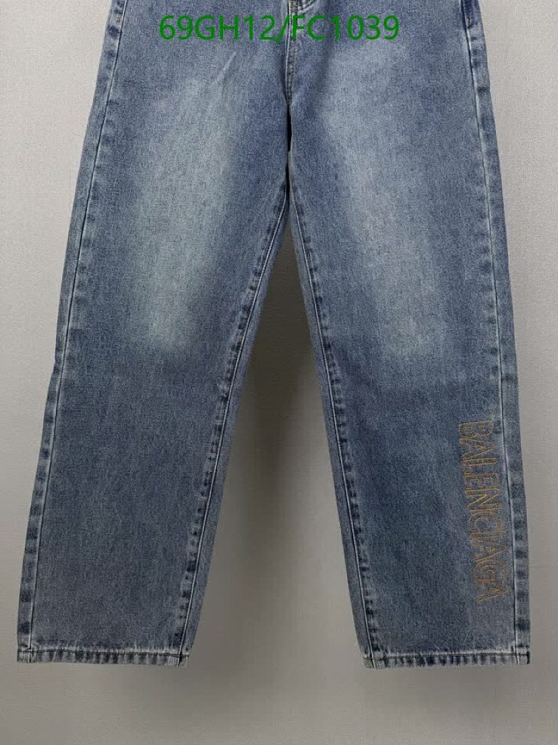 Balenciaga-Clothing Code: FC1039 $: 69USD