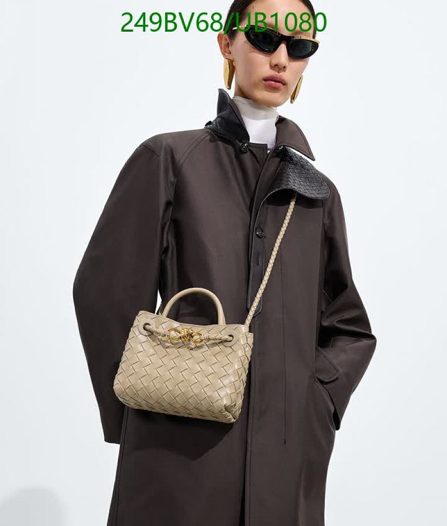 BV-BagsMirror Quality Code: UB1080 $: 249USD