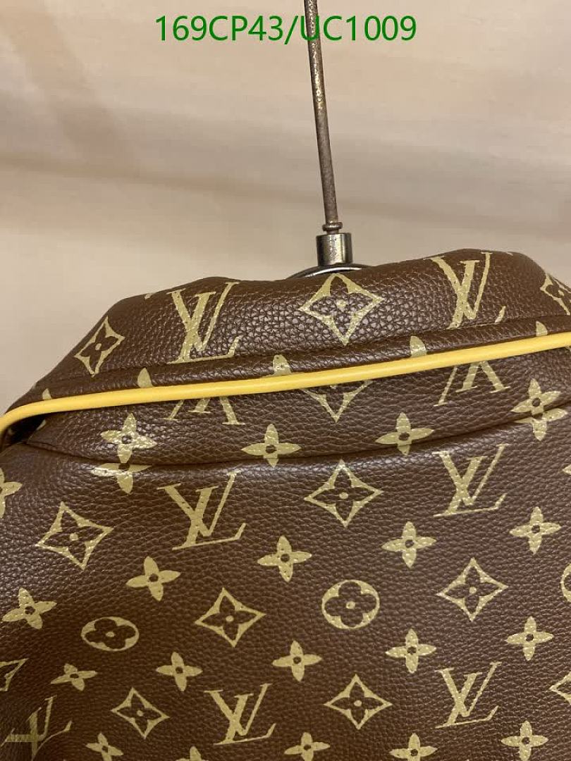 LV-Clothing Code: UC1009 $: 169USD