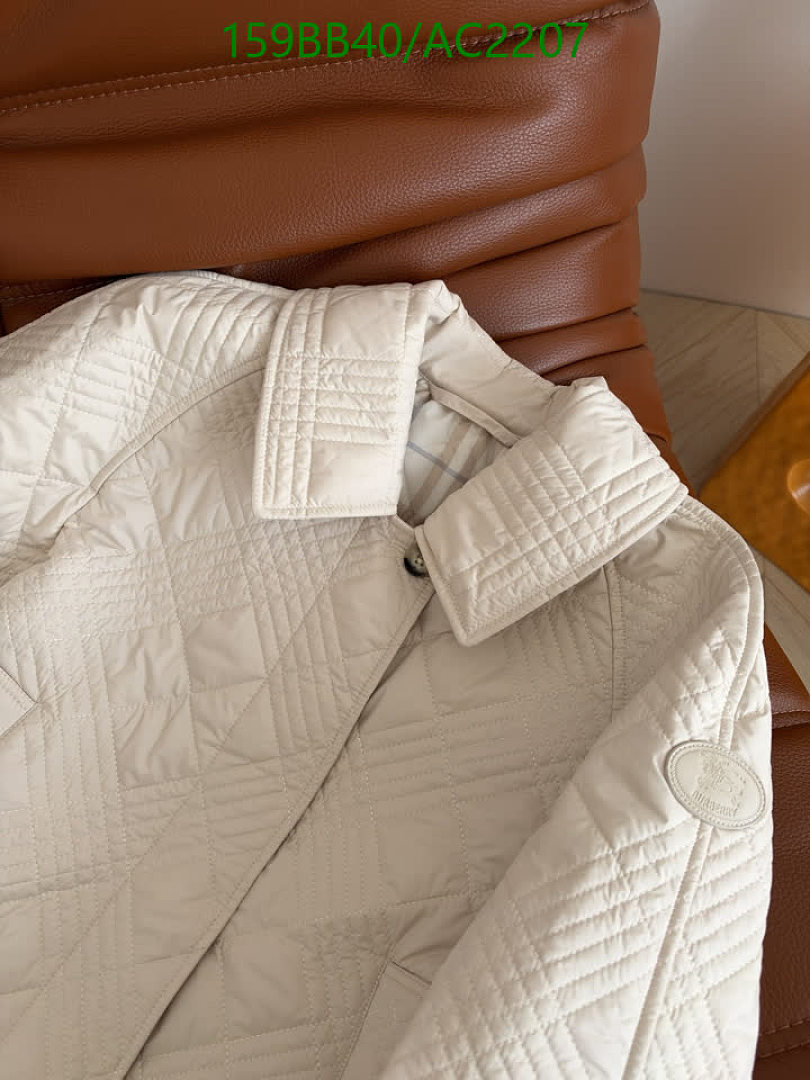 Burberry-Clothing Code: AC2207 $: 159USD