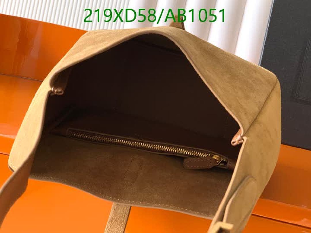 YSL-BagsMirror Quality Code: AB1051 $: 219USD