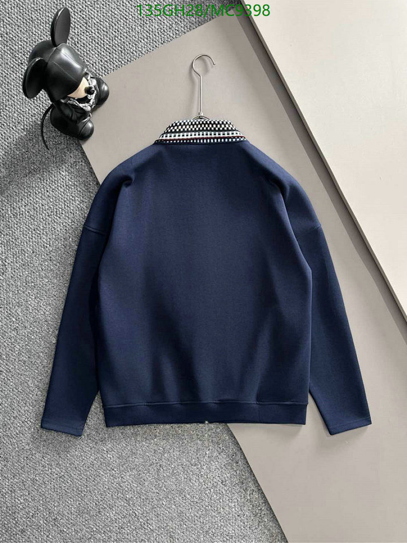 LV-Clothing Code: MC9398 $: 135USD