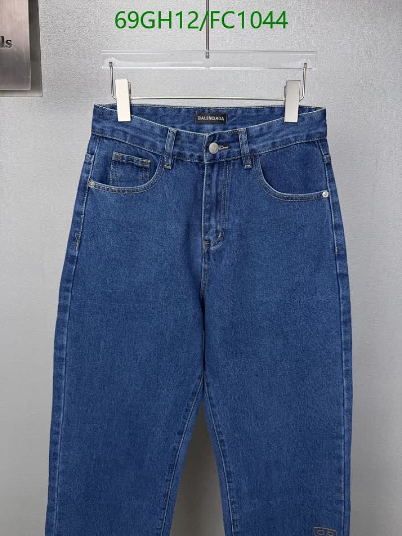 Balenciaga-Clothing Code: FC1044 $: 69USD