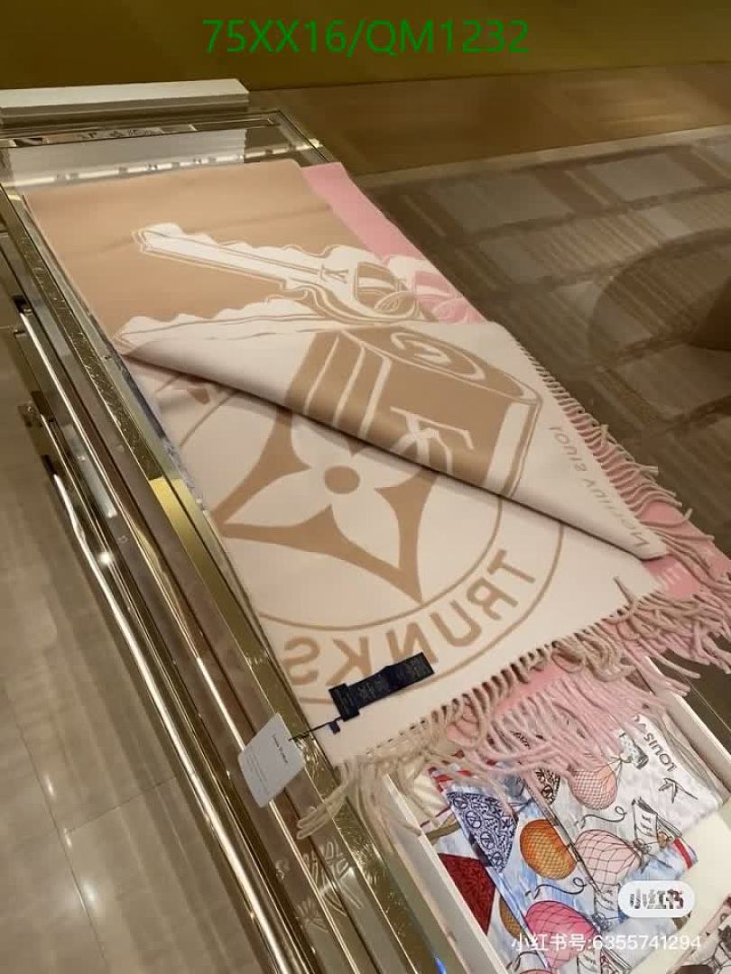 LV-Scarves Code: QM1232 $: 75USD