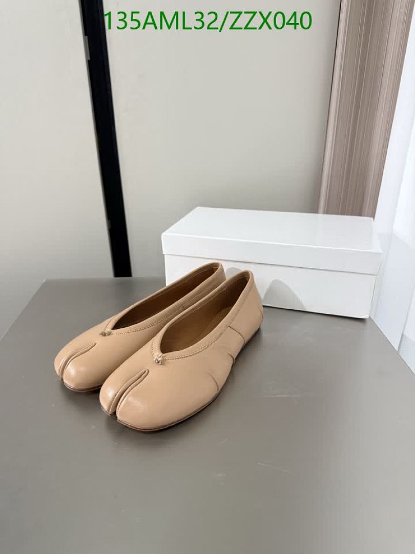 MM6-Women Shoes Code: ZZX040 $: 135USD
