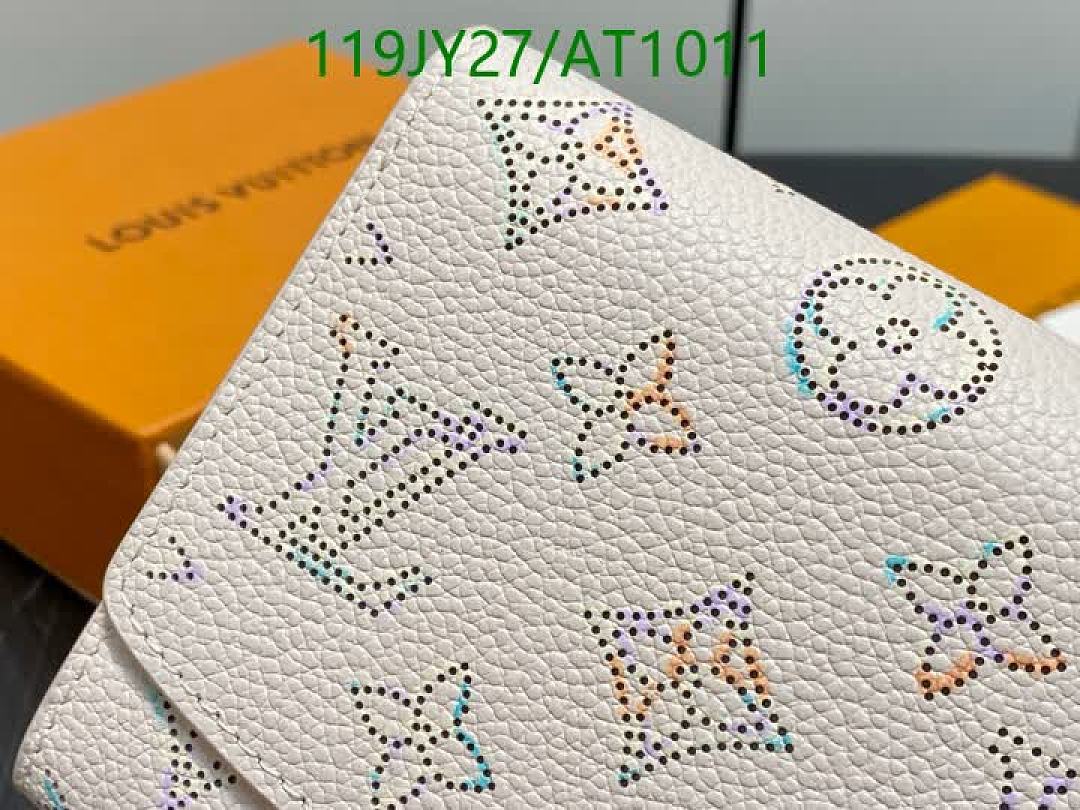 LV-WalletsMirror Quality Code: AT1011 $: 119USD