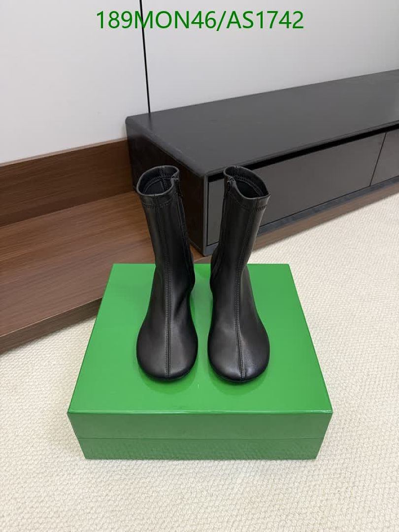 BV-Women Shoes Code: AS1742 $: 189USD