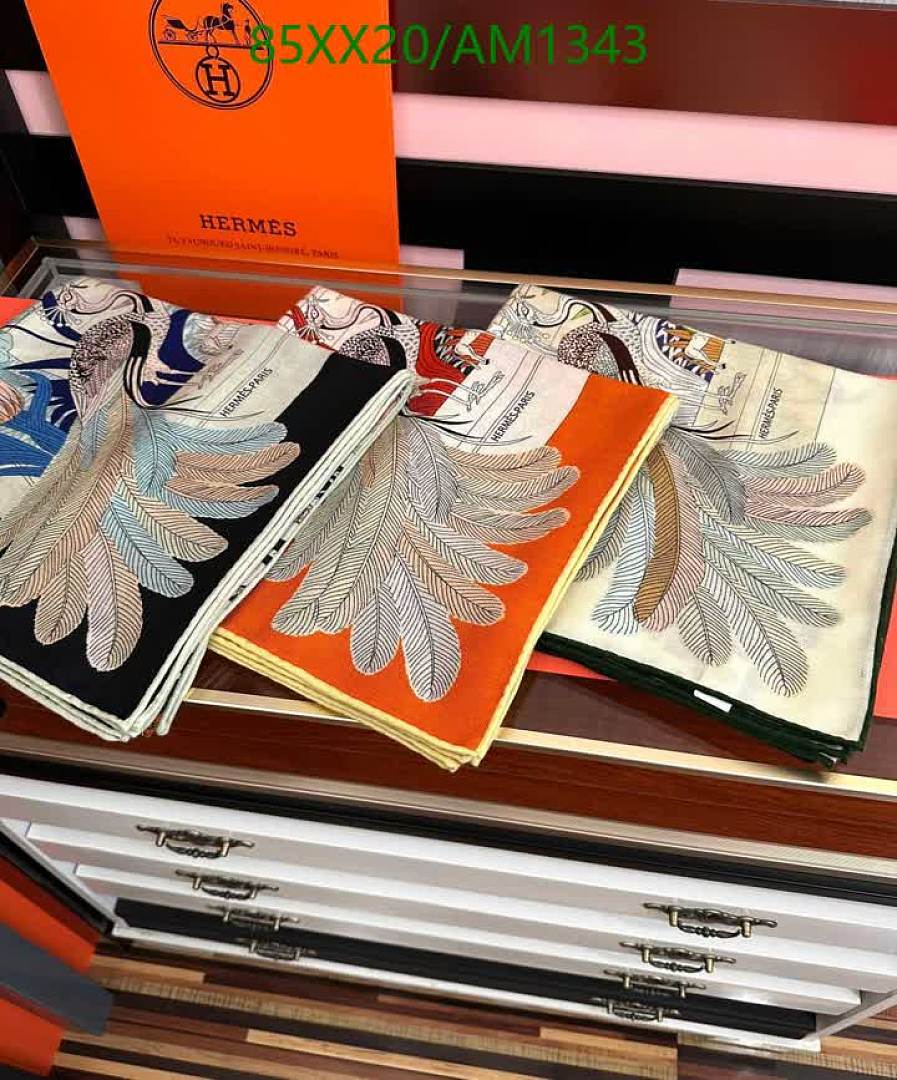 Hermes-Scarves Code: AM1343 $: 85USD