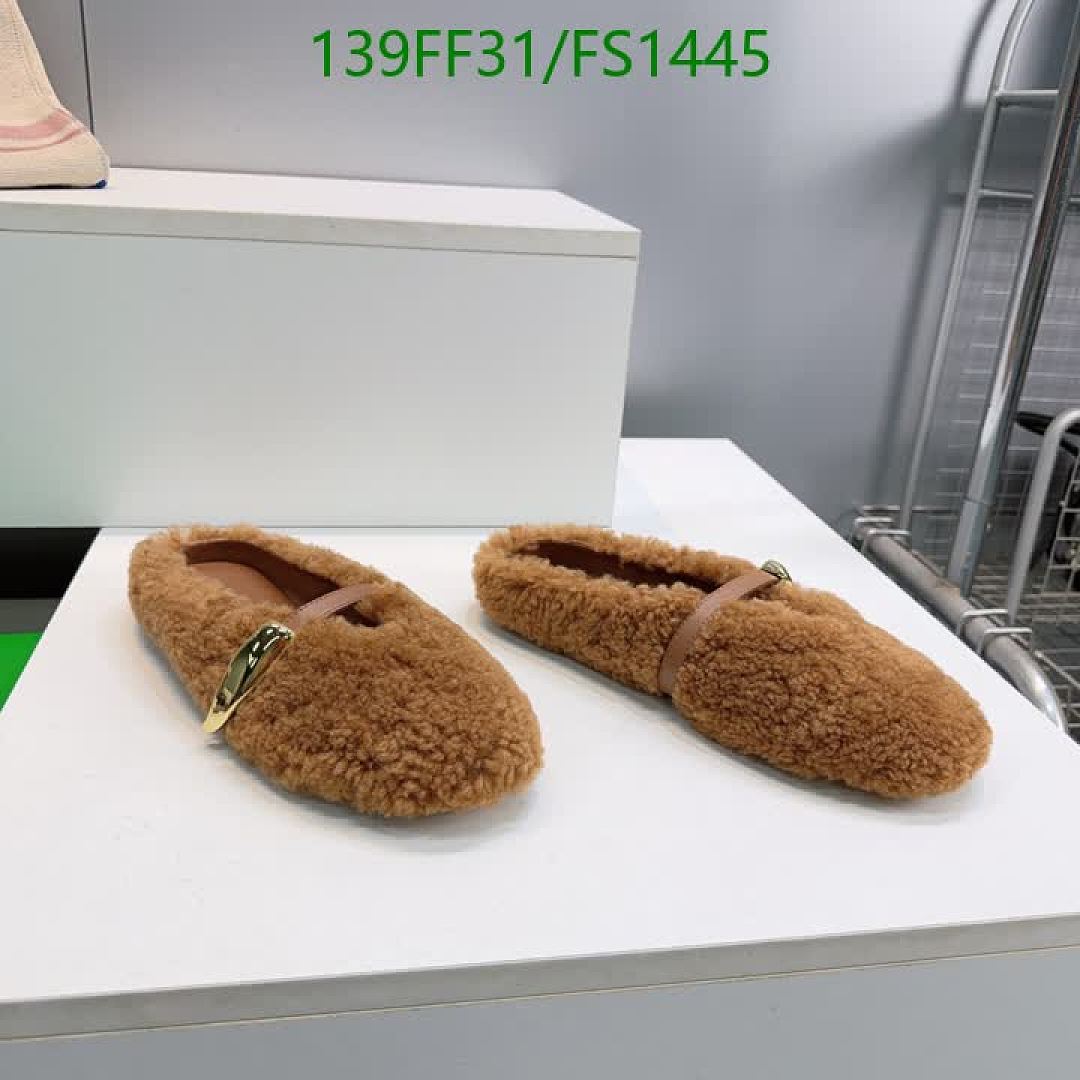 BV-Women Shoes Code: FS1445 $: 139USD