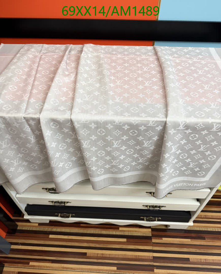 LV-Scarves Code: AM1489 $: 69USD