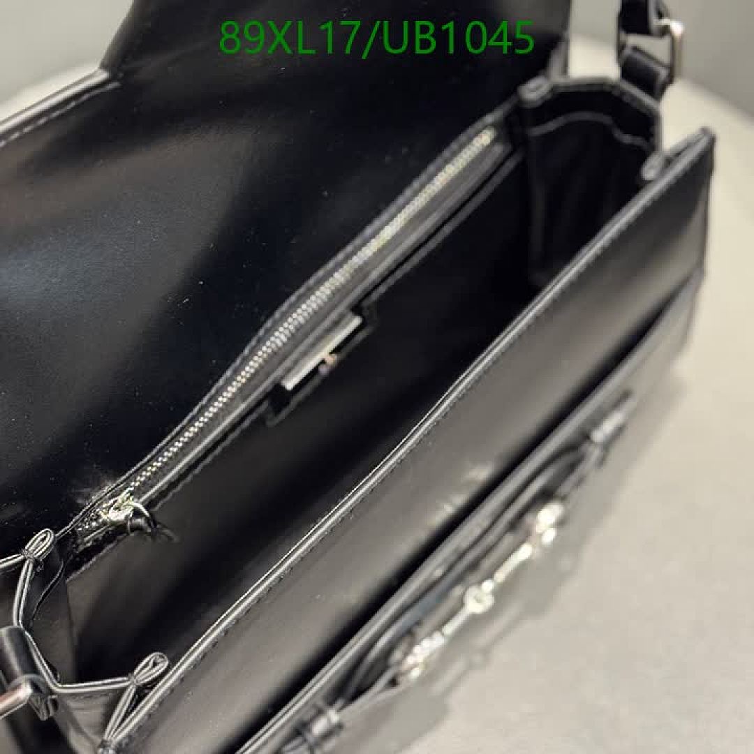 Gucci-Bags4A Quality Code: UB1045 $: 89USD