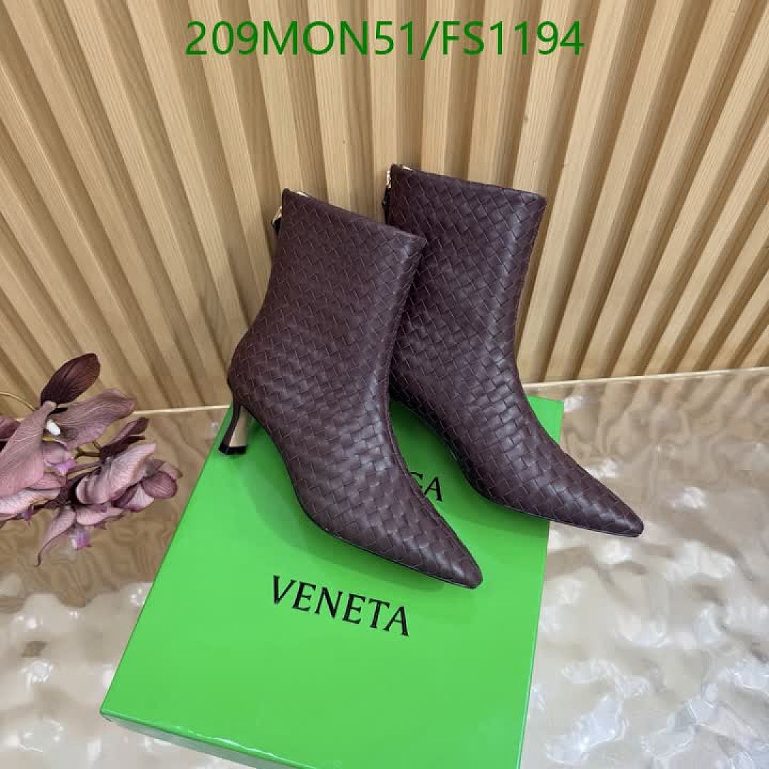 BV-Women Shoes Code: FS1194 $: 209USD