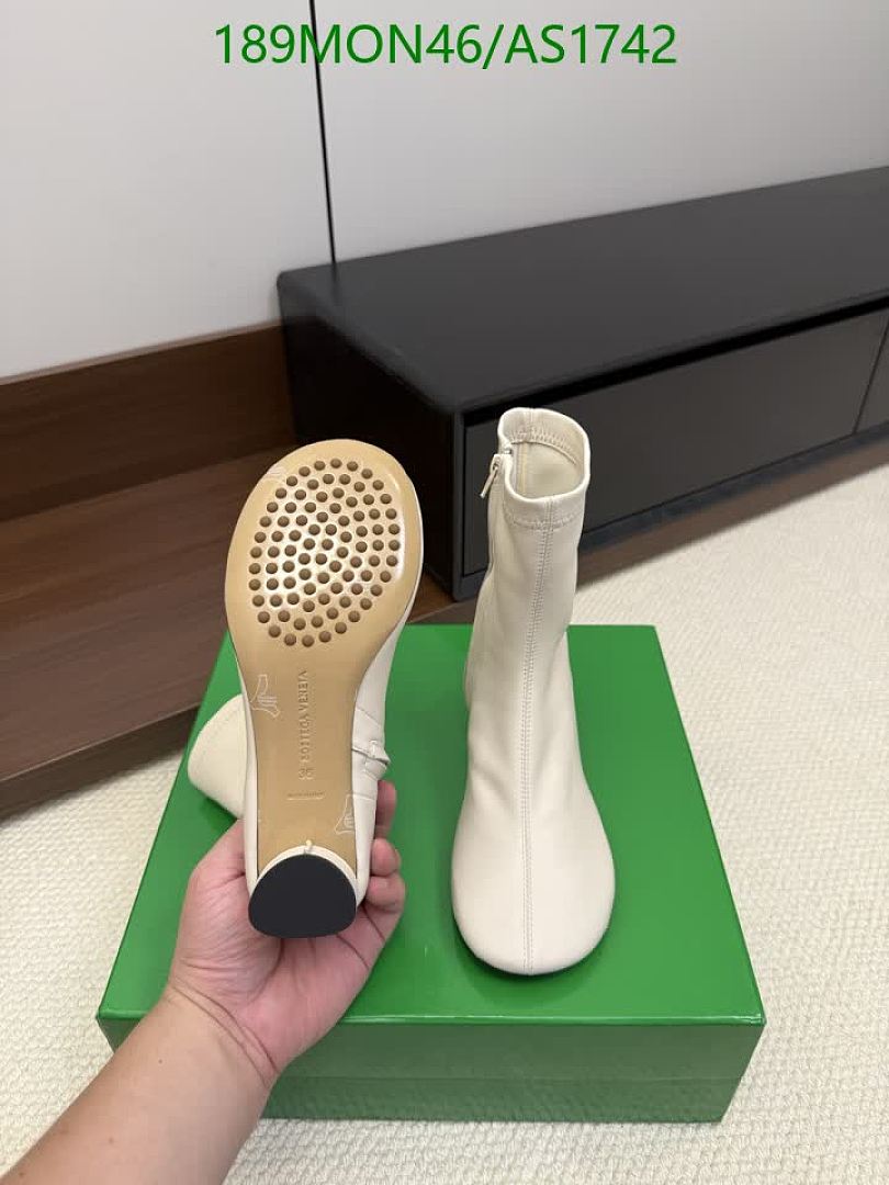 BV-Women Shoes Code: AS1742 $: 189USD