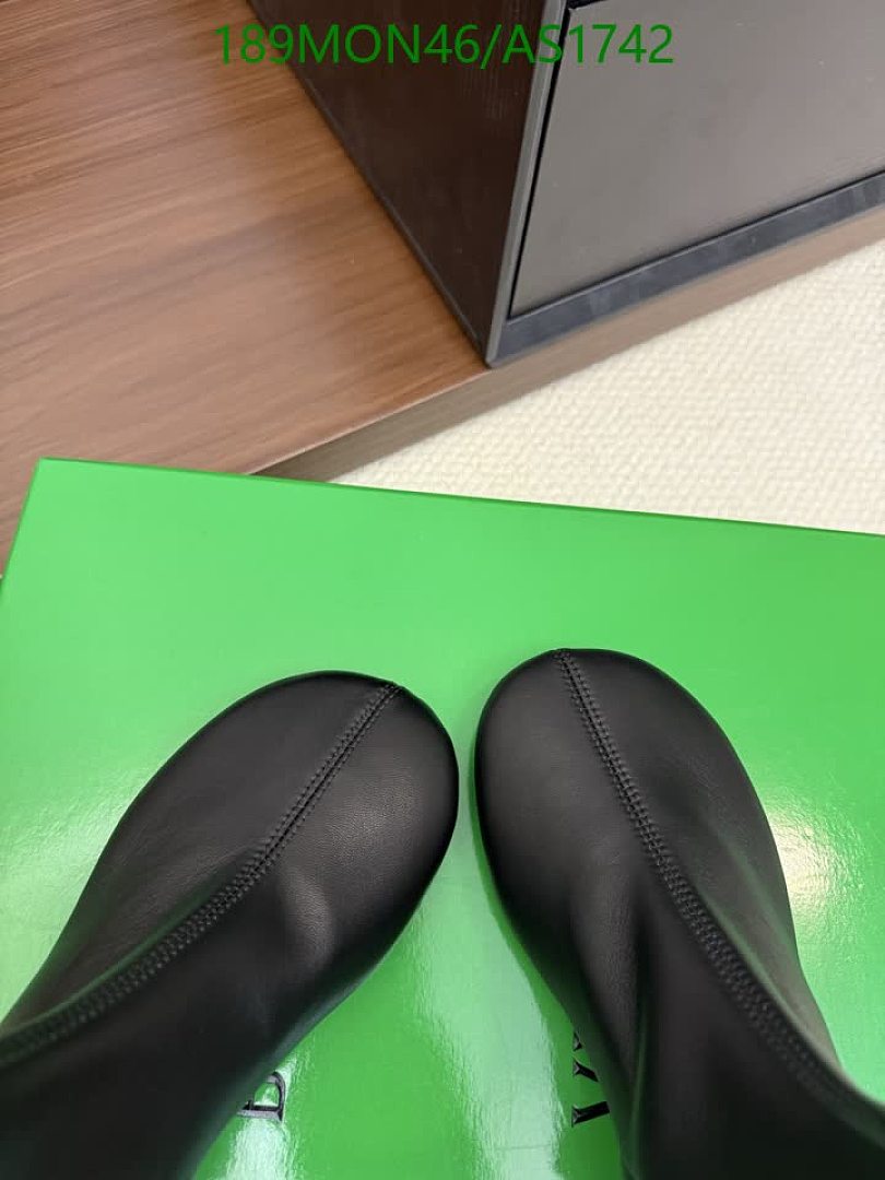 BV-Women Shoes Code: AS1742 $: 189USD