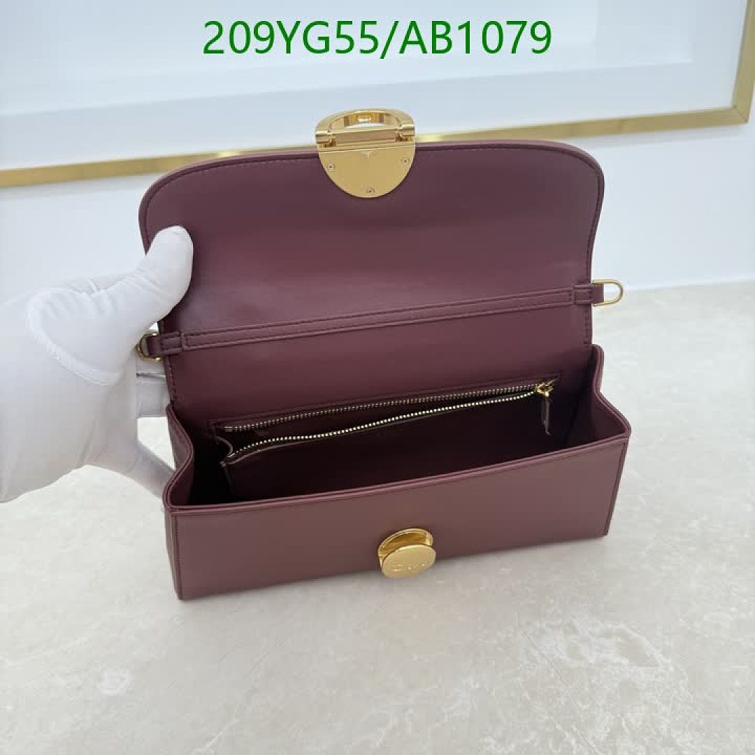 Dior-BagsMirror Quality Code: AB1079 $: 209USD