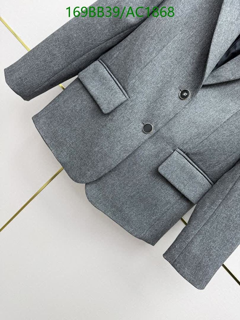 LV-Clothing Code: AC1868 $: 169USD