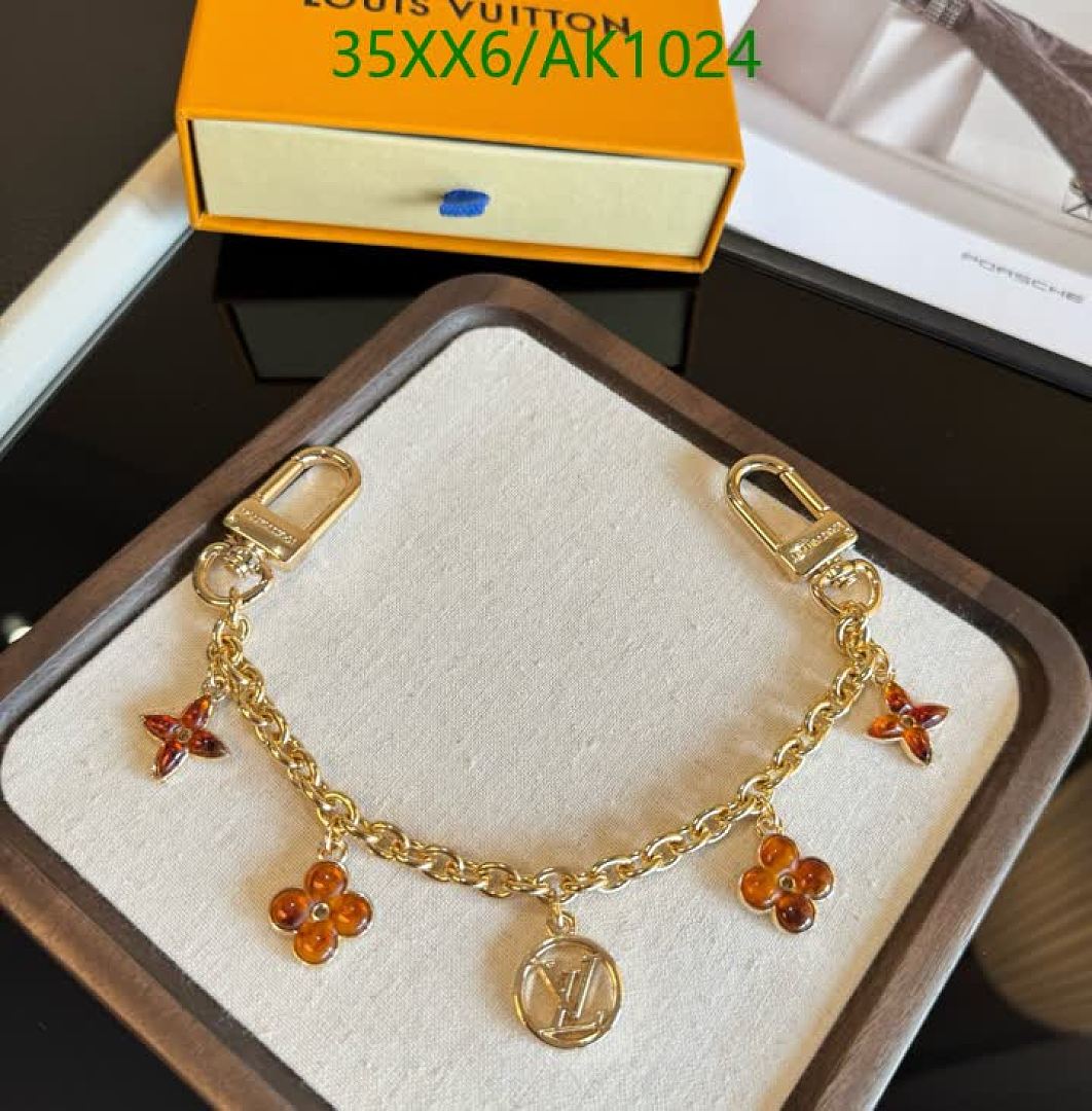 LV-Keychains & Charms Code: AK1024 $: 35USD