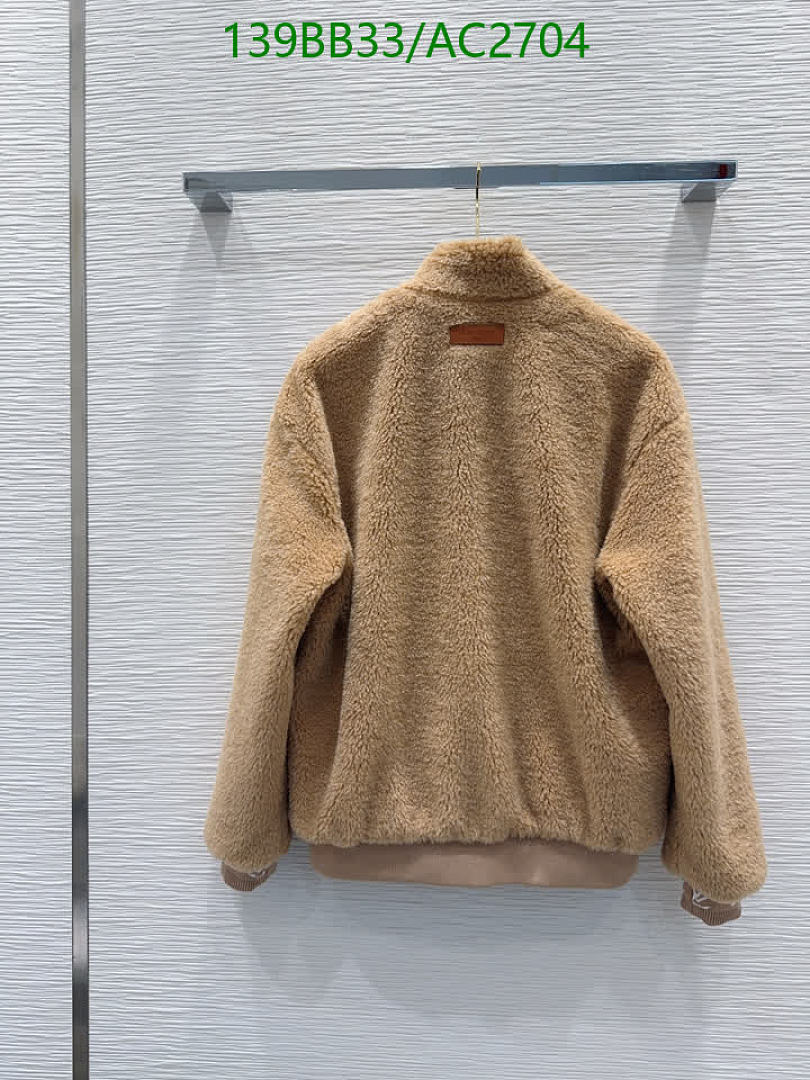 LV-Clothing Code: AC2704 $: 139USD