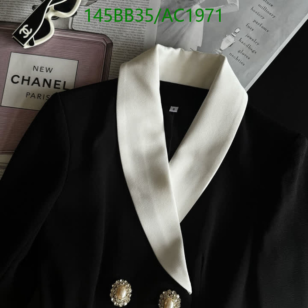 Chanel-Clothing Code: AC1971 $: 145USD