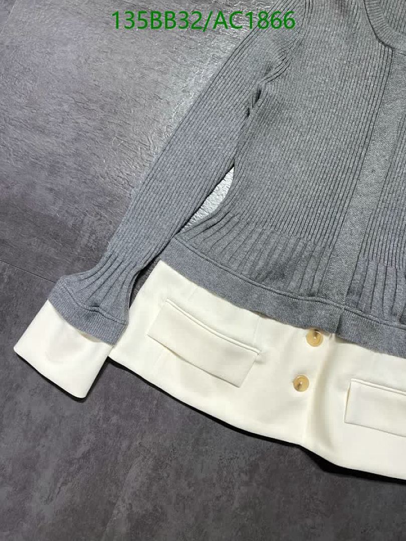 LV-Clothing Code: AC1866 $: 135USD