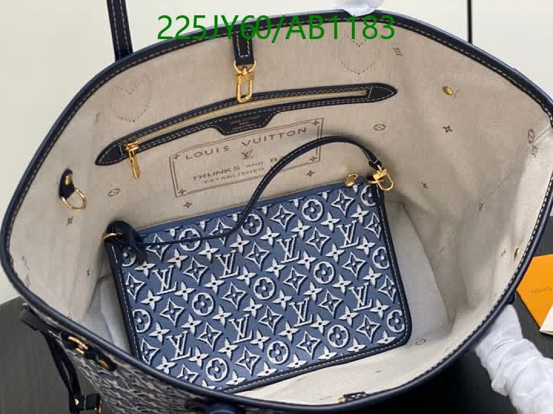 LV-BagsMirror Quality Code: AB1183 $: 225USD