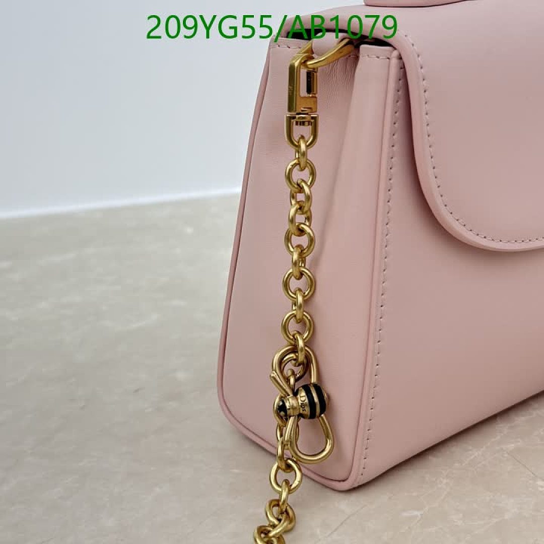 Dior-BagsMirror Quality Code: AB1079 $: 209USD