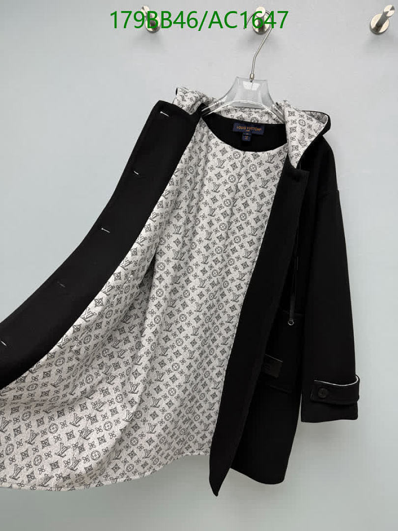 LV-Clothing Code: AC1647 $: 179USD