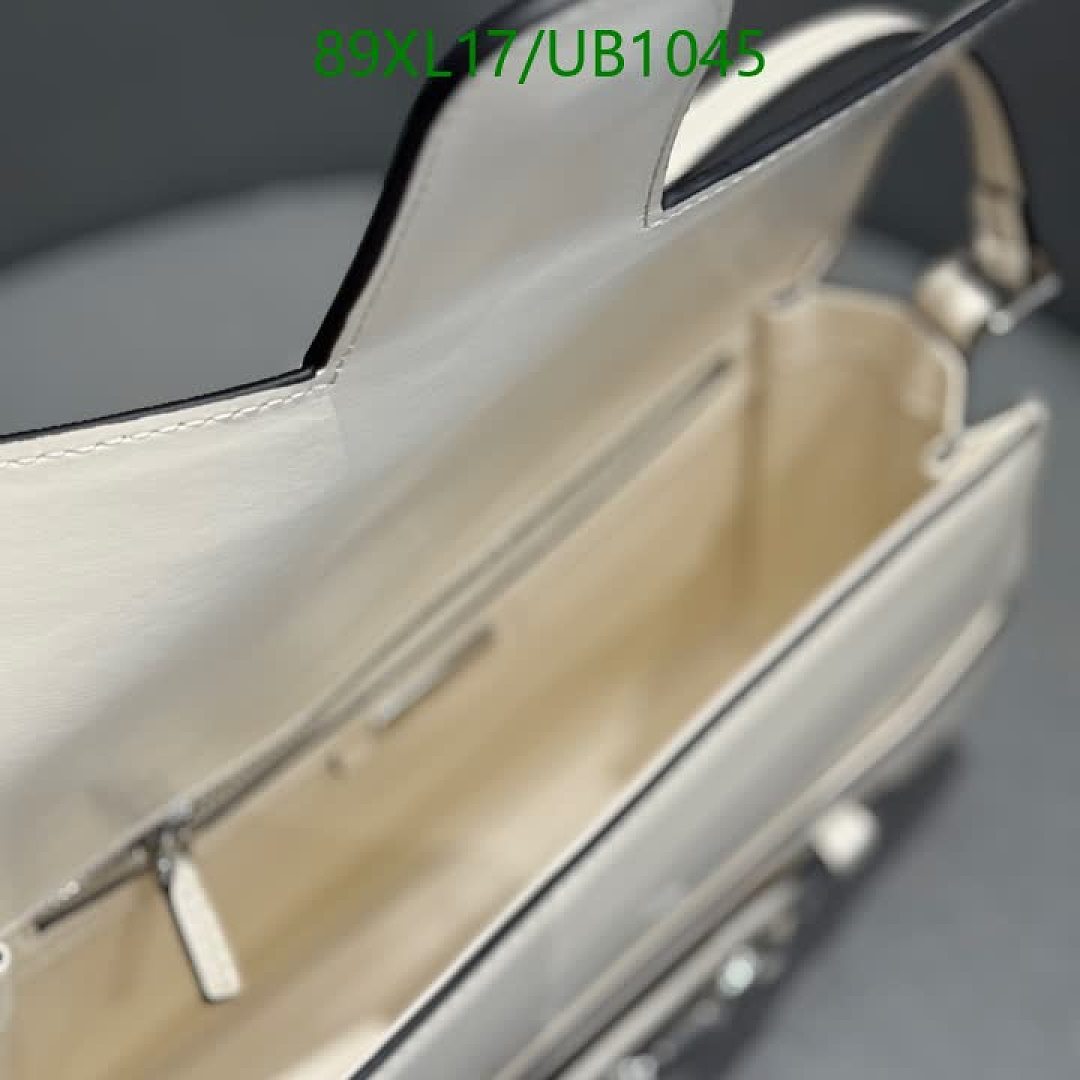 Gucci-Bags4A Quality Code: UB1045 $: 89USD