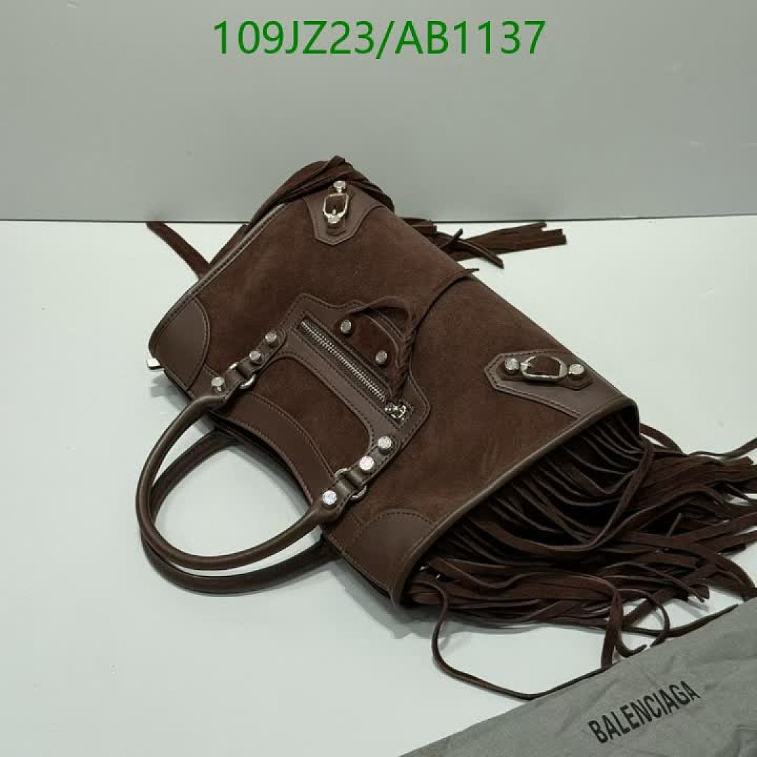 Balenciaga-Bags4A Quality Code: AB1137 $: 109USD