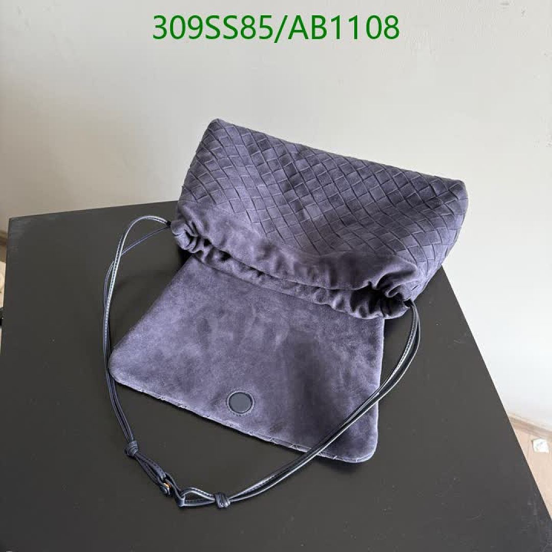 BV-BagsMirror Quality Code: AB1108 $: 309USD