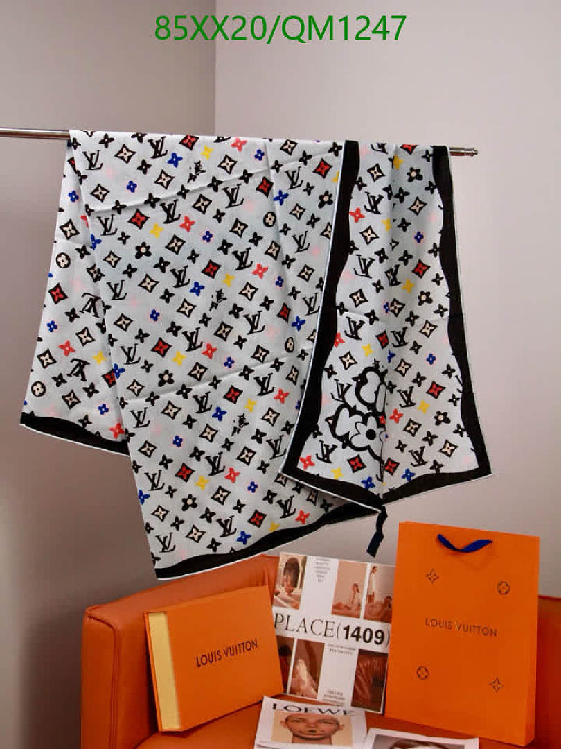 LV-Scarves Code: QM1247 $: 85USD
