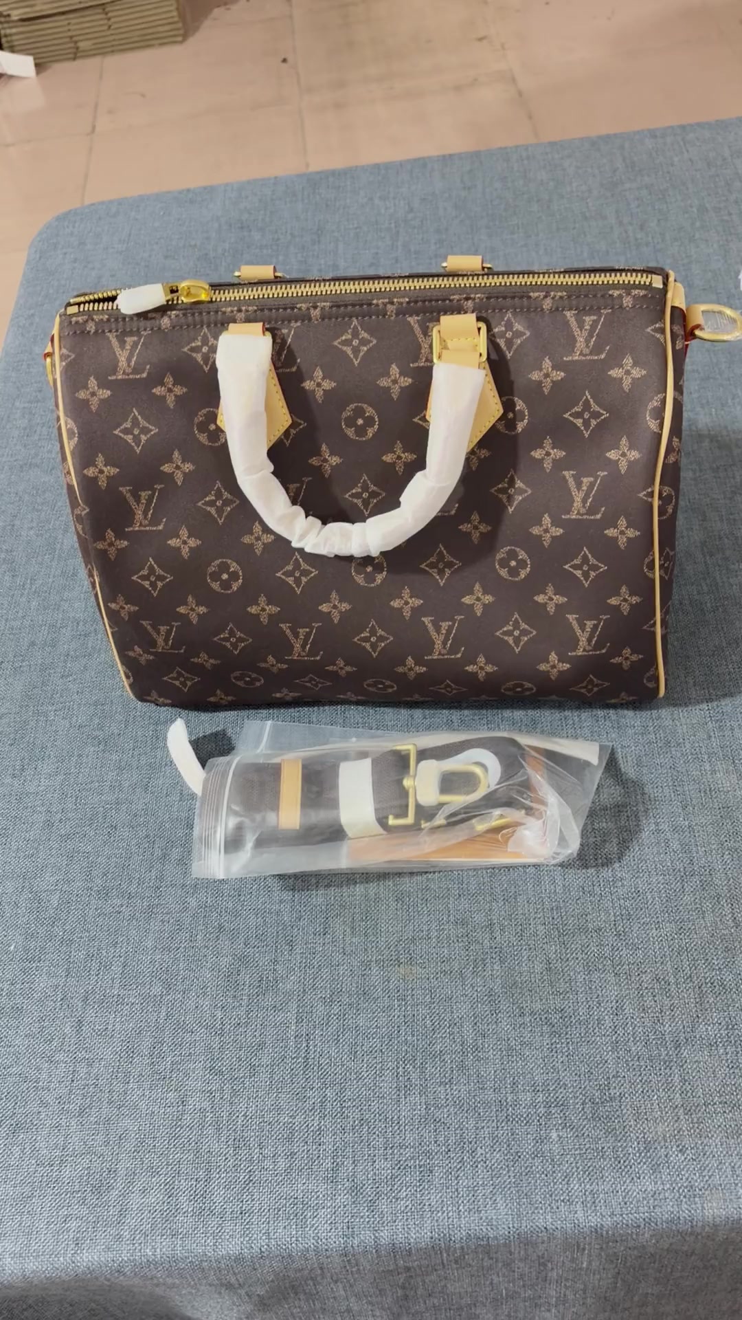 LV-BagsMirror Quality Code: AB1004 $: 249USD-Yupoo.ru - Copybrand.Team photo album LV-BagsMirror Quality Code: AB1004 $: 249USD