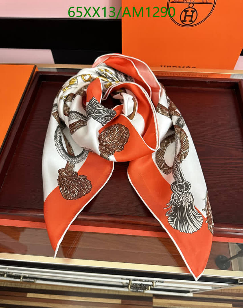Hermes-Scarves Code: AM1290 $: 65USD