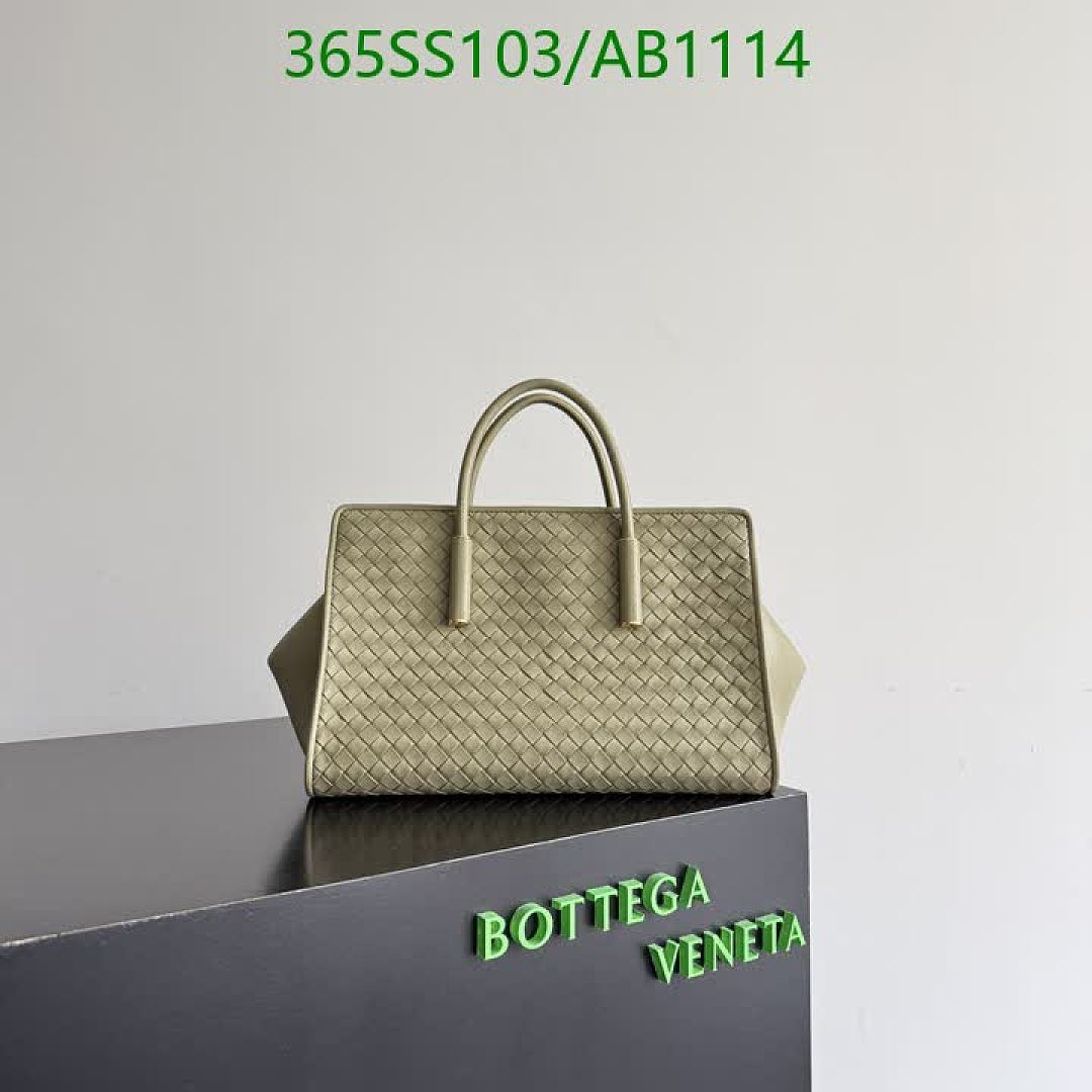 BV-BagsMirror Quality Code: AB1114 $: 365USD