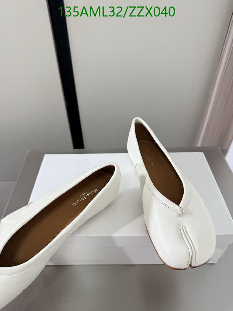 MM6-Women Shoes Code: ZZX040 $: 135USD