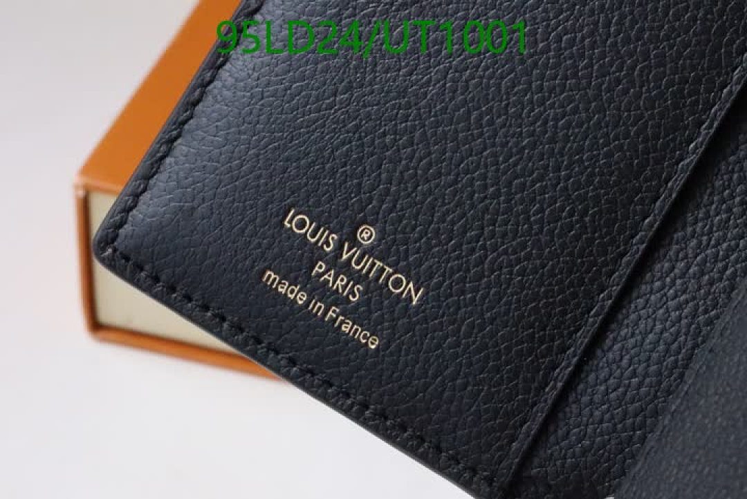LV-WalletsMirror Quality Code: UT1001 $: 95USD