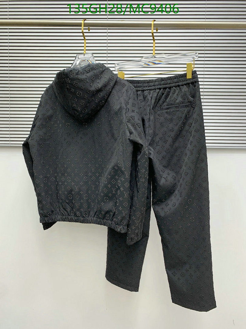 LV-Clothing Code: MC9406 $: 135USD