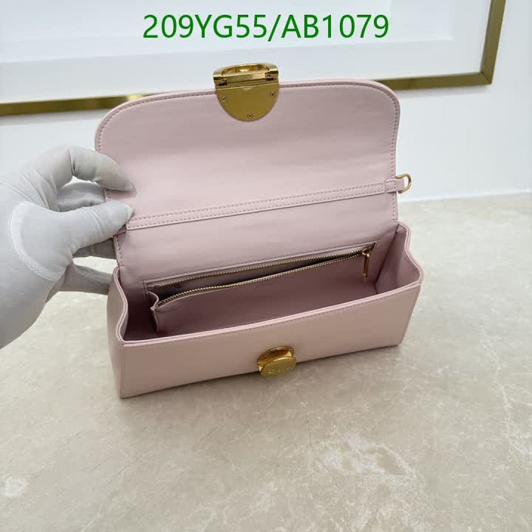 Dior-BagsMirror Quality Code: AB1079 $: 209USD