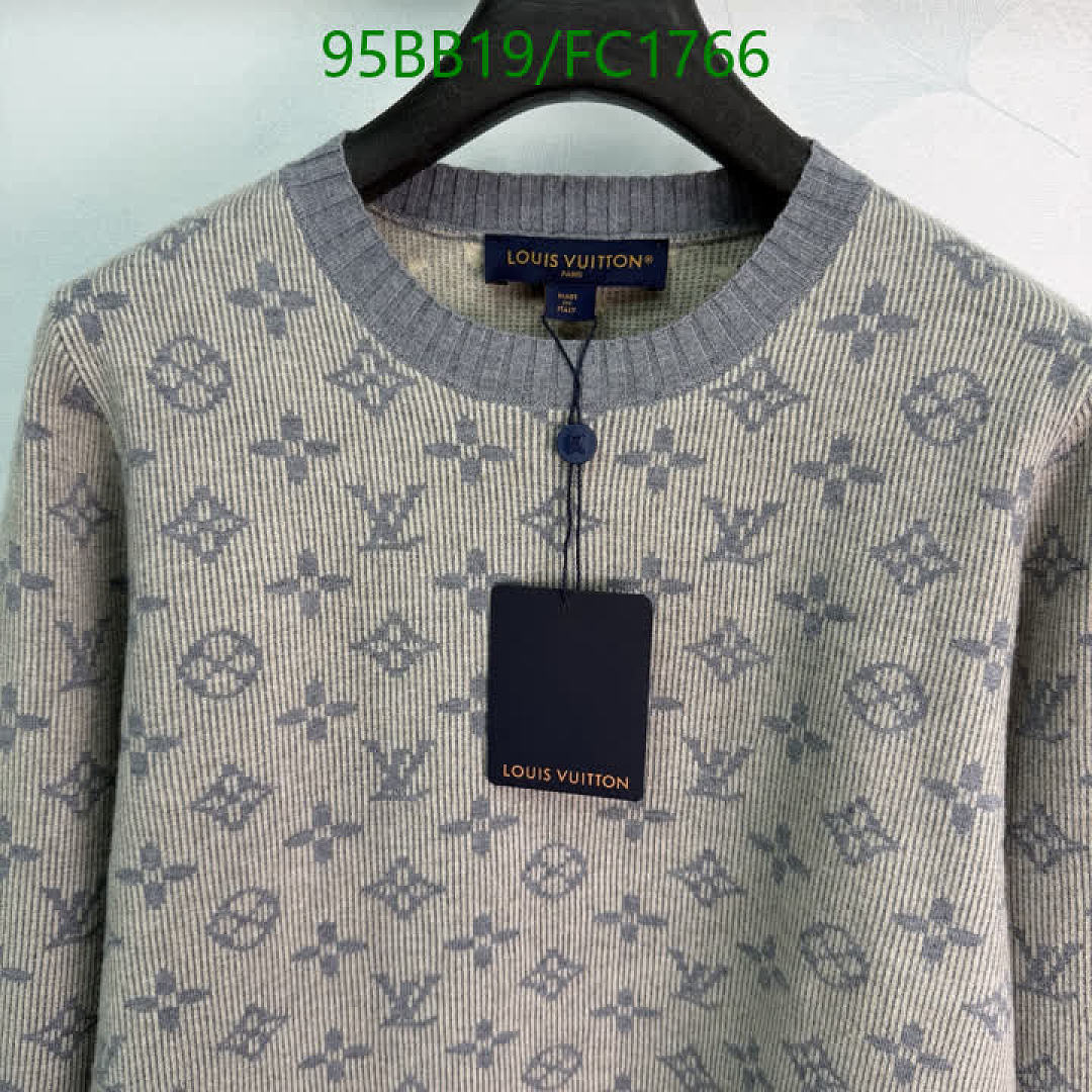 LV-Clothing Code: FC1766 $: 95USD