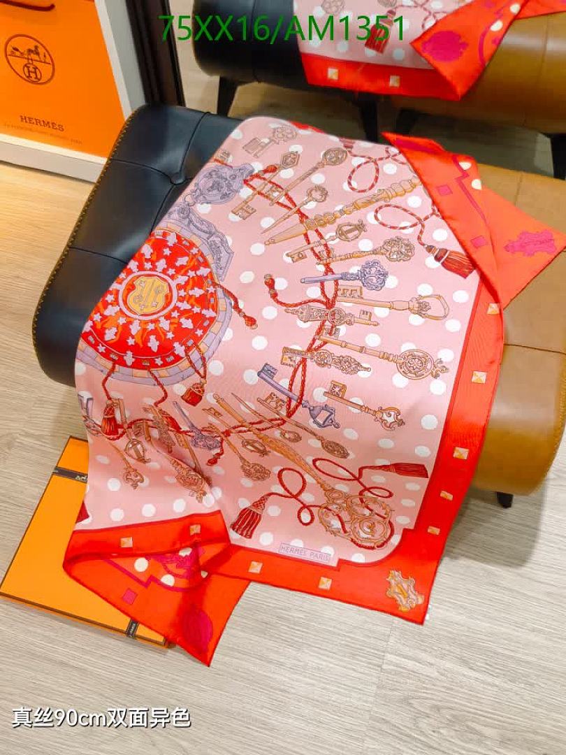 Hermes-Scarves Code: AM1351 $: 75USD