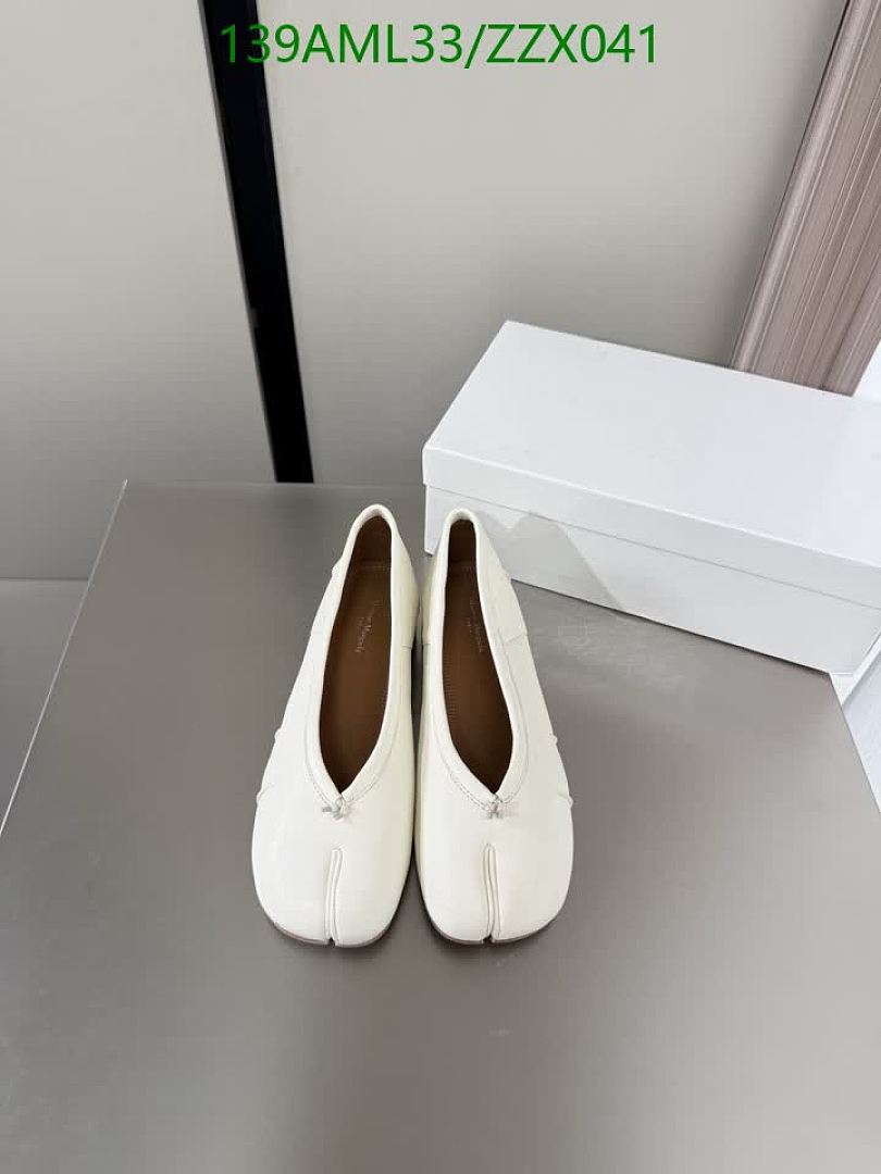 MM6-Women Shoes Code: ZZX041 $: 139USD