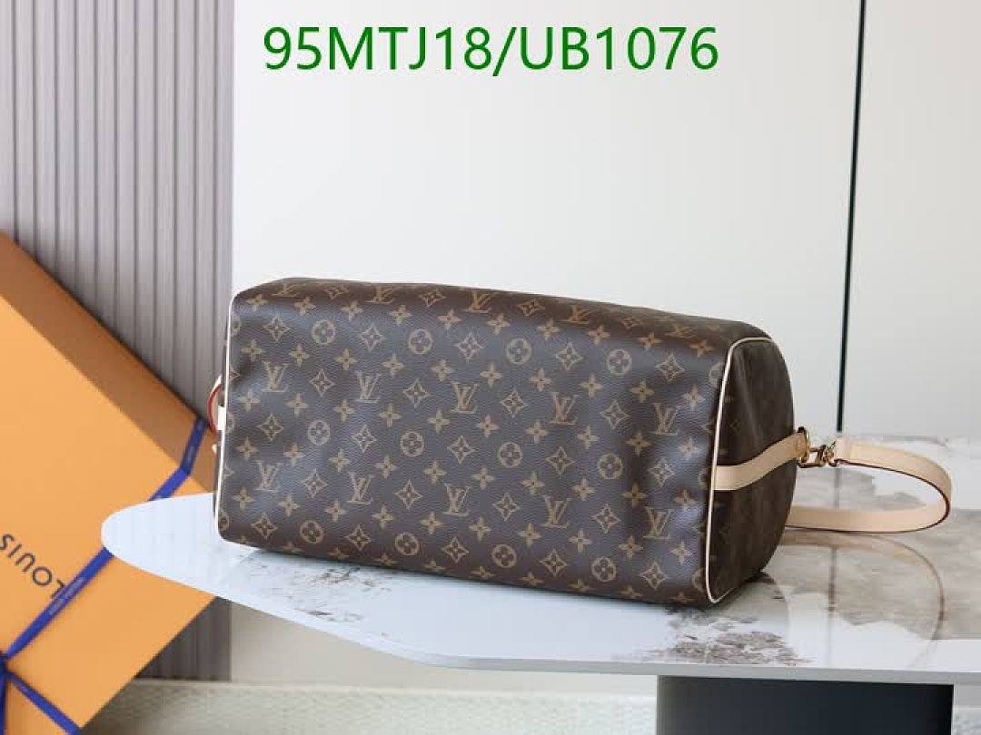 LV-Bags4A Quality Code: UB1076 $: 95USD